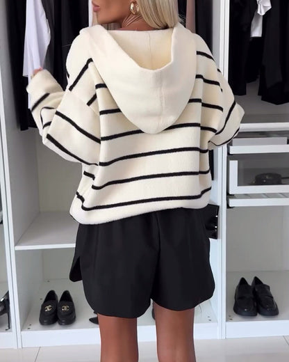 Rhea - Ležérny pruhovaný kabát