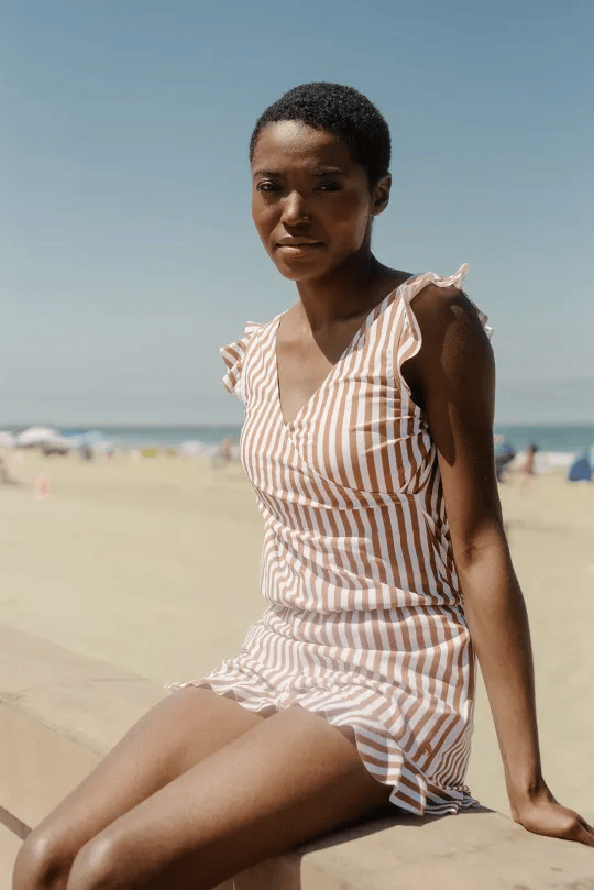 Lara - Plavky s volánikmi a vstavanou podprsenkou