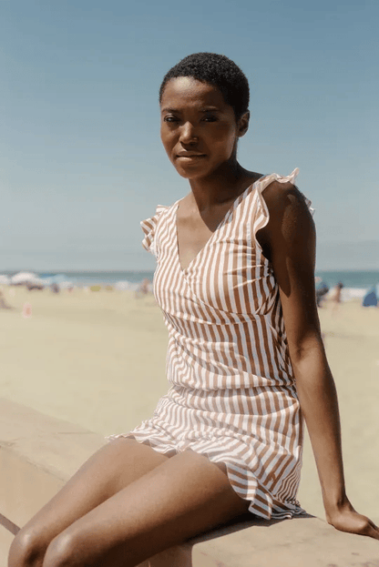 Lara - Plavky s volánikmi a vstavanou podprsenkou